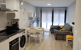 Apartamento LA ESTACIÓN con terraza